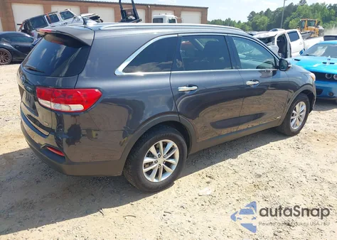 2016 Kia Sorento 2.4L Lx z USA, uszkodzony, nr VIN 5XYPGDA33GG010018